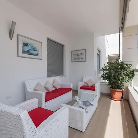 Apartament Acogedor 2 *